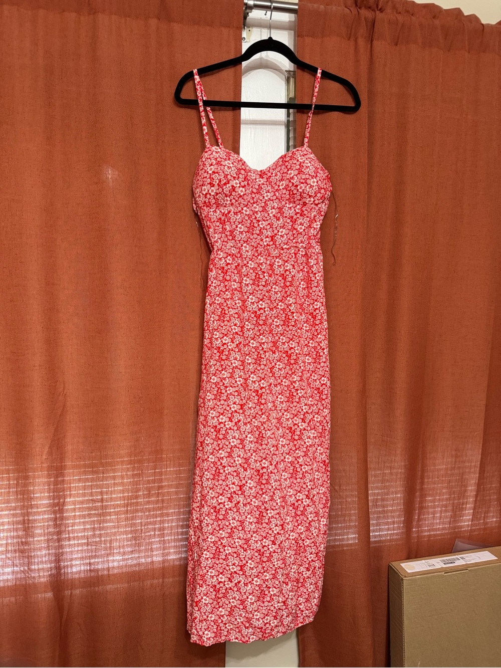 Lily Rose Red and White Floral Spaghetti Strap Midi Dress